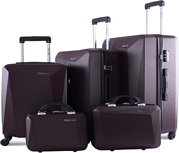 حقائب وشنط سفر قوية وعملية