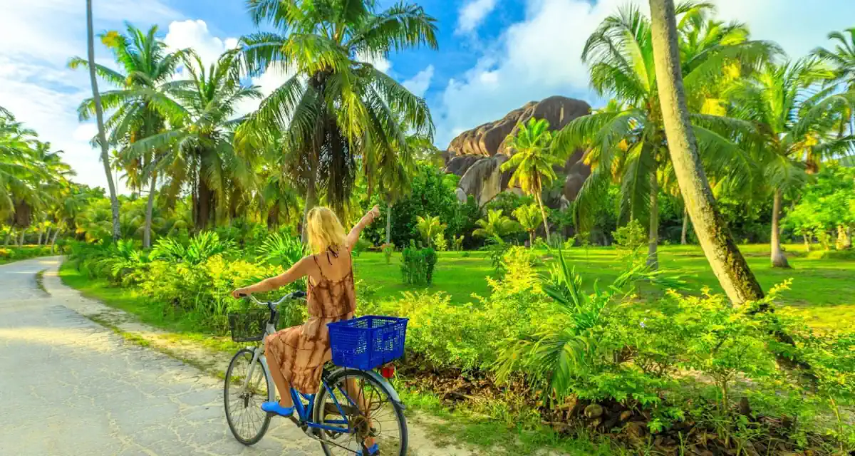 عطلة عائلية في سيشيل الجمال والجاذبية الاستوائية