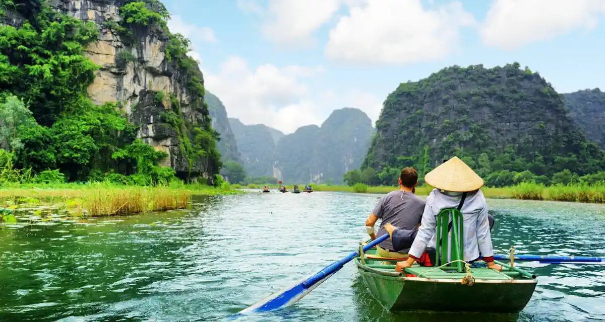 شمال فيتنام 8 ايام من هانوي